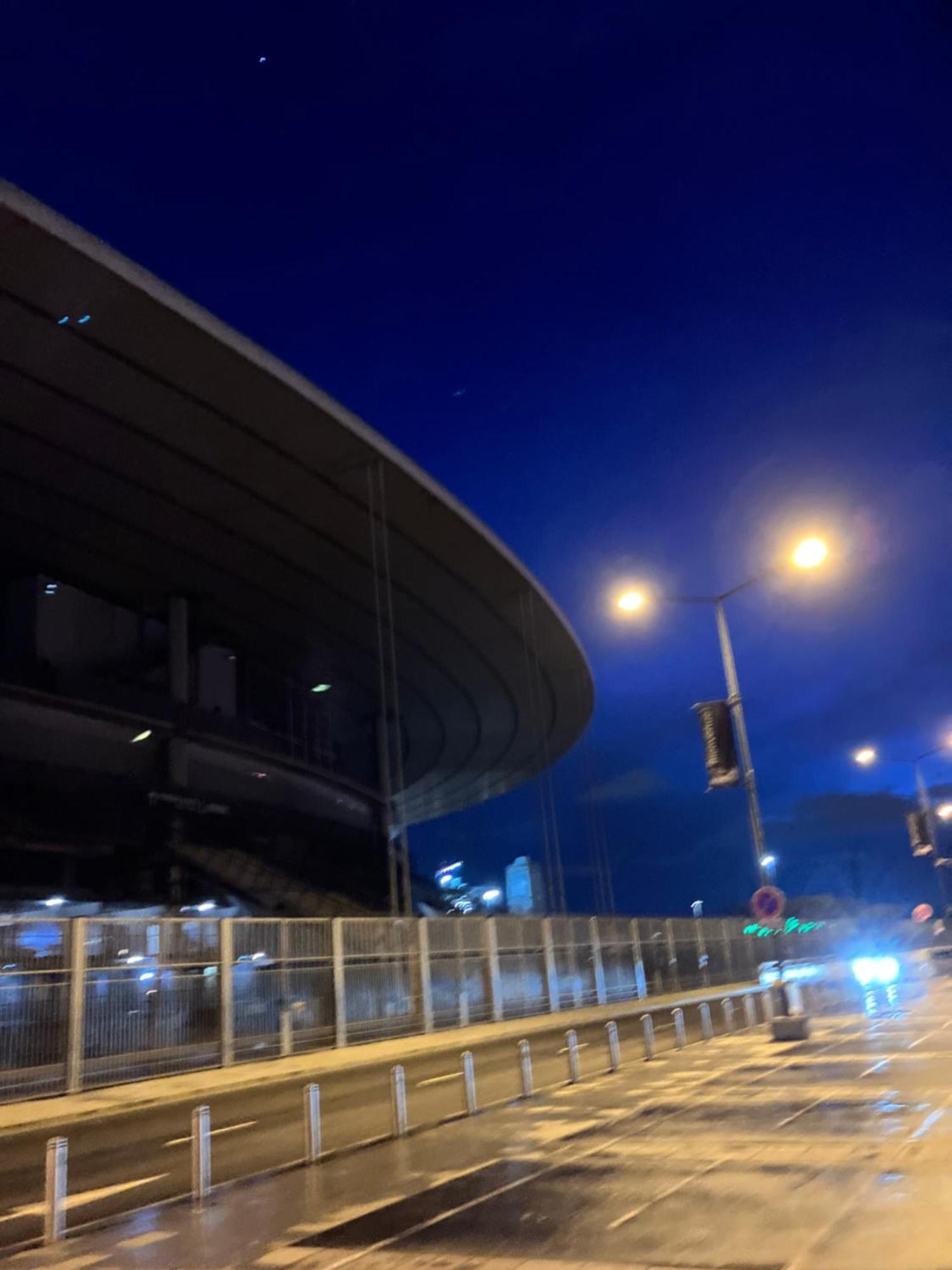 Appartement Sur Et Garage Au Stade De France A 2 Mn De Paris, 20 De Roissy Cdg Et 30 De La Defense Animaux Bienvenus Сен-Дени Экстерьер фото